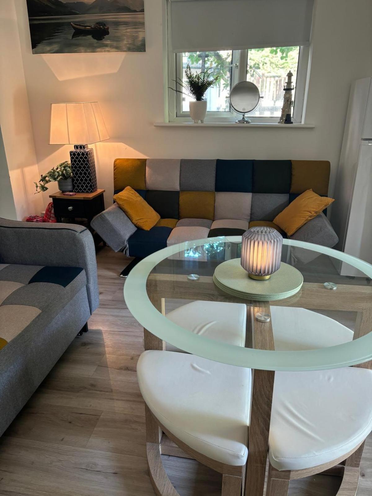 Basement Studio Apartment Ballina  Esterno foto